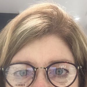 Meet your Posher, Brenda